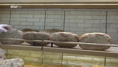 Λαγάνα: Στα ίδια επίπεδα με πέρυσι οι τιμές - Ουρές για λίγο χαλβά