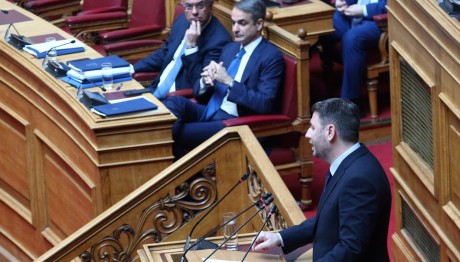 Ανδρουλάκης Μητσοτάκης Βουλή