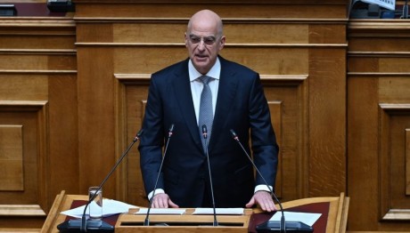 Νίκος Δένδιας Βουλή