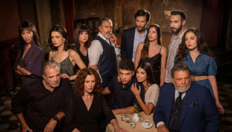 Η Γη της Ελιάς: Ηθοποιός Της Σειράς Θα Γίνει Μπαμπάς!