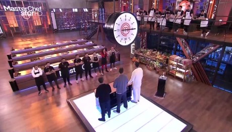 MasterChef: Οι Παίκτες Σερβίρουν Πρωινό Στους Κριτές