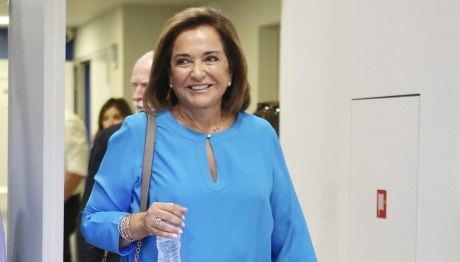 Ντόρα Μπακογιάννη: Με τον σύζυγό της σε συναυλία στο ΟΑΚΑ