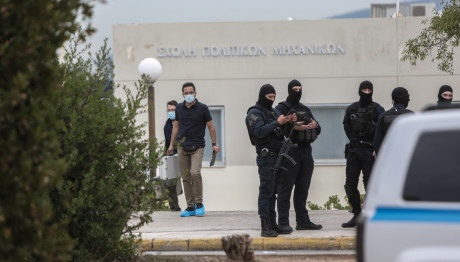 Ζωγράφου: Φοιτητής Κρεμάστηκε Από Δέντρο