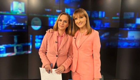 Μάρα Ζαχαρέα - Τασούλα Παπανικολάου