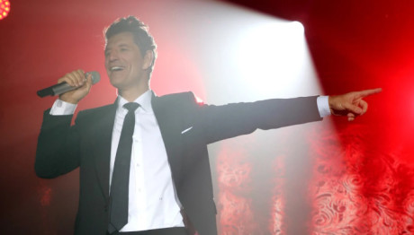 Σάκης Ρουβάς: Το viral workout του στο TikTok που ξετρέλανε τις «Ρουβίτσες»