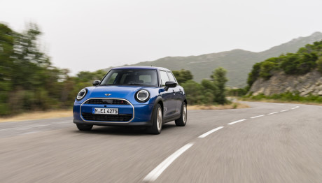 MINI Cooper 5θυρο: Τώρα είναι πιο εύκολο να το αποκτήσετε