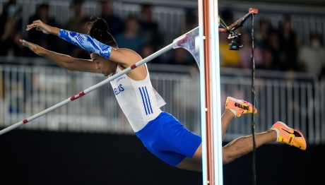 Εμμανουήλ Καραλής: Μετάλλιο Στο Παγκόσμιο κλειστού στίβου