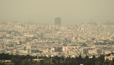Καιρός: Λασποβροχές την 25/3 - Νέο Κύμα Αφρικανικής Σκόνης