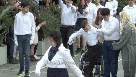 Ακρίτα: Η Ανάρτηση Για Τον Μαθητή Σε Αμαξίδιο Στην Παρέλαση