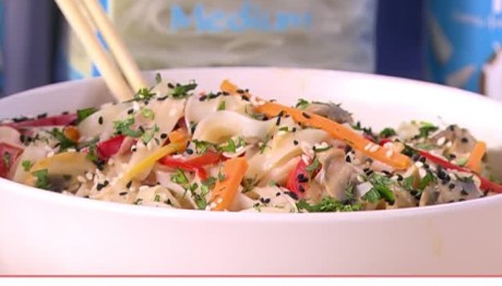 Συνταγή Για Noodles με γάλα καρύδας και μανιτάρια