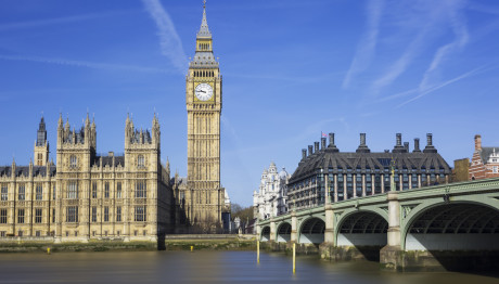 Απαραίτητη Η Ηλεκτρονική Βίζα Για Ταξίδια Στη Βρετανία