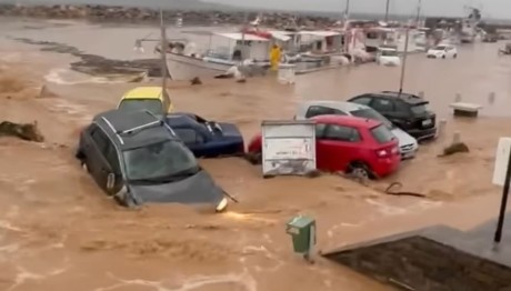 Καιρός: Εικόνες Καταστροφής Στην Πάρο - 112 Στη Χίο