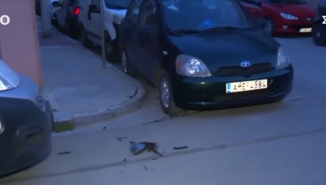 Περιστέρι: Αυτοκίνητο Έπεσε Σε 5 Σταθμευμένα ΙΧ