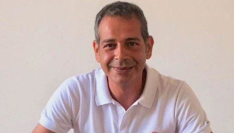 Πέθανε Ξαφνικά Ο Επιχειρηματίας Ανδρέας Ρέζος