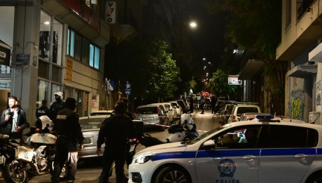 Άλιμος: Ληστές Εισέβαλαν Σε Βίλα Επιχειρηματία