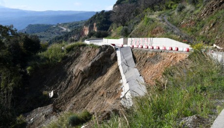 Θεσσαλία: Κατέρρευσε Νέος Δρόμος Λίγους Μήνες Πριν Παραδοθεί