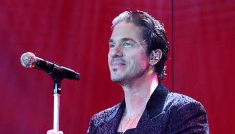 Νίκος Οικονομόπουλος