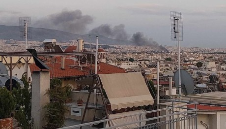 Φωτιά Κοντά Στα ΚΤΕΛ Κηφισού - Ήχησε Το 112