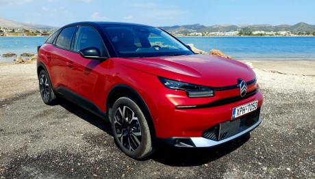 Test drive: Στο τιμόνι του νέου Citroen C4 1,2 Hybrid e-DCS6