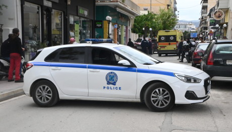 Οικογενειακή Τραγωδία Στα Τρίκαλα - Μάνα Και Γιος Νεκροί