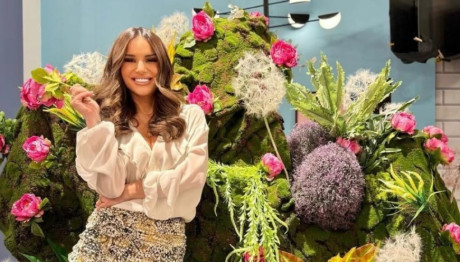 Ελένη Τσολάκη: Κυριακάτικη βόλτα στον ήλιο με την κόρη της!