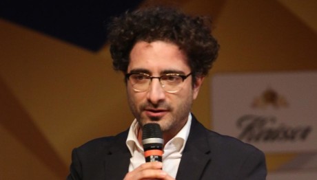 Θέατρο: Έρχεται Το Σούπερ Ατού