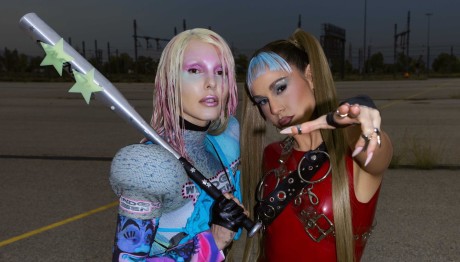 Τάμτα & Lila μεταμορφώνονται σε super ηρωίδες στο νέο τους video clip
