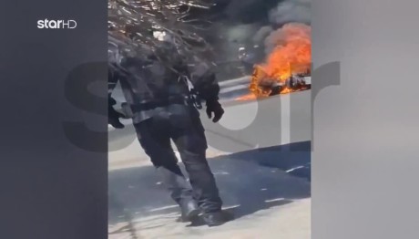 Νέο Ηράκλειο: Κινδύνευσαν Αστυνομικοί Όταν Λαμπάδιασε Μηχανή Της ΔΙΑΣ