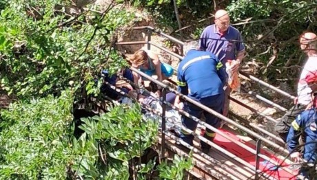 Τραγωδία Νέδα: Η Μητέρα Ήθελε Να Πηδήξει Κι Εκείνη