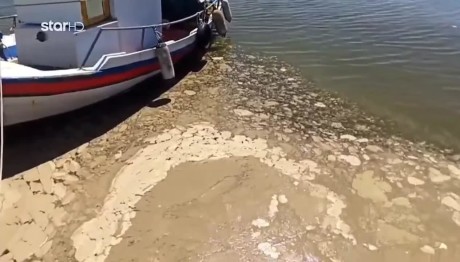 Βόλος: Λουκέτο Σε Μαγαζιά Λόγω Ρύπανσης Του Παγασητικού