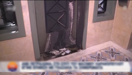 Πετράλωνα: Γκαζάκια στην είσοδο πολυκατοικίας που μένει βουλευτής της ΝΔ