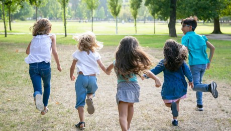 ΔΥΠΑ: Από 16/5 Αιτήσεις Για Vouchers Παιδικών Κατασκηνώσεων