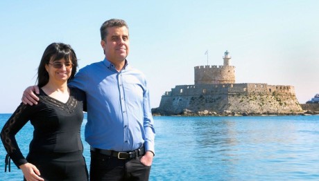 Ρόδος: Δύο αδέλφια με προβλήματα όρασης σε Διεθνή Διαγωνισμό Τραγουδιού