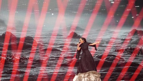 «Απόλυτη Θριαμβεύτρια»: Απογείωσαν Την Klavdia Στο Χ