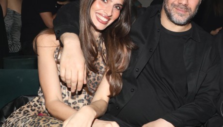 Σαμπάνης: Δεν Άφηνε Από Την Αγκαλιά Του Τη Σαρρή