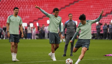 Έπεσε Ξύλο Πριν Τον Τελικό Του  Europa League