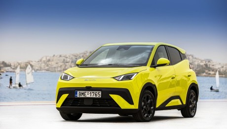 BYD DOLPHIN SURF: Πρώτη γνωριμία στην Ελλάδα- Εκδόσεις και τιμές