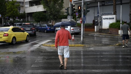 Καιρός: «Άνοιξαν» Οι Ουρανοί Στην Αθήνα - Ως Πότε Θα Βρέχει