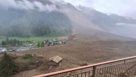 Άλπεις: Παγετώνας Έθαψε Χωριό Στην Ελβετία