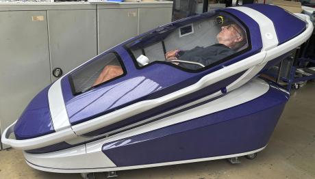 Αυτοκτόνησε Ο Γιατρός Της Κάψουλας Ευθανασίας Sarco