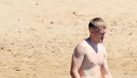 Κάρολ Σφιντέρσκι: Βουτιές με τον γιο του