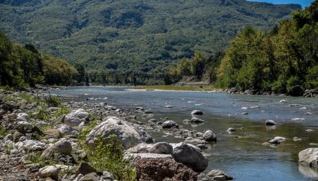 Άρτα: Η Περιγραφή Του Ανθρώπου Που Έσωσε Τα Δύο Παιδιά