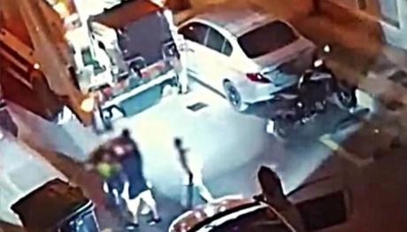 Κυψέλη: Στην Αστυνομία Ο Άνδρας Που Ξυλοκόπησε Υπάλληλο