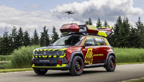 Renault 4 E-Tech electric: Τώρα και με drone