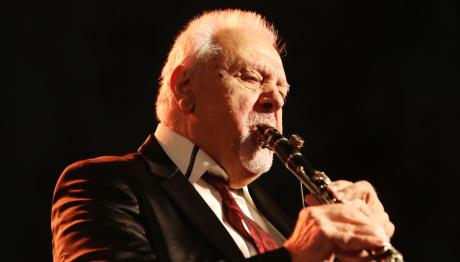 Πέθανε Ο Δεξιοτέχνης Του Κλαρίνου, Πετρολούκας Χαλκιάς