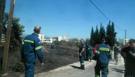 Φωτιά Τώρα Στο Κορωπί Δίπλα Σε Σπίτια