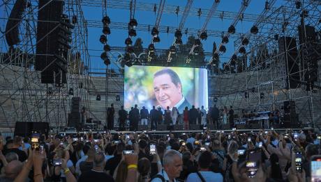 Η συναυλία για τον Βασίλη Καρρά στο Καλλιμάρμαρο a capella
