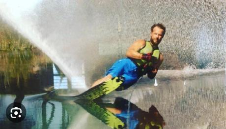 Ναυτική εβδομάδα Χαλκίδας 2025: Επίδειξη Θαλασσίου Σκι