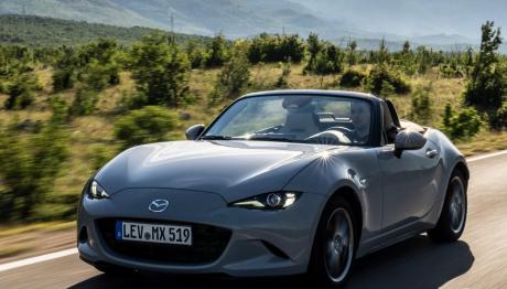 Mazda MX-5: Τα 35 χρόνια ιστορίας ενός θρυλικού μοντέλου