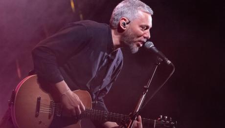 Ο Αλκίνοος Ιωαννίδης Έρχεται Στο Θέατρο Άλσος